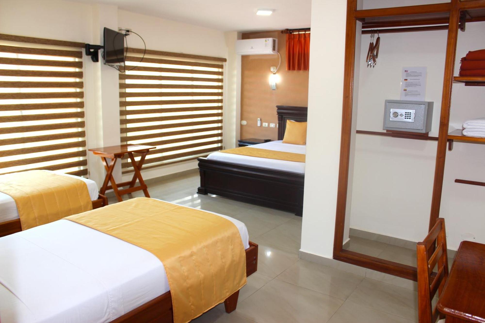 Hotel Flamingo Puerto Ayora  Eksteriør billede